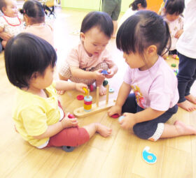 保育園のこどもたち