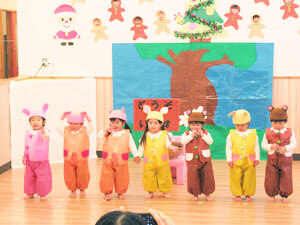 保育園でのクリスマス会の様子