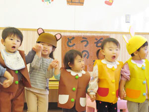 保育園でのクリスマス会の様子